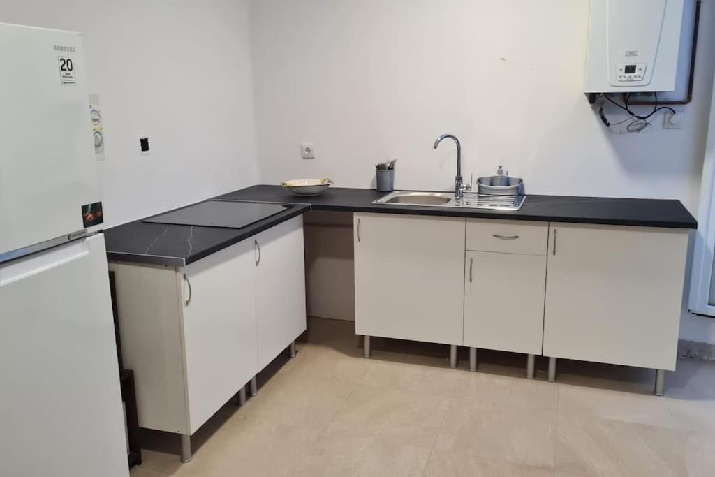 Apartamento Centrico Pontevedra Apartment Bagian luar foto